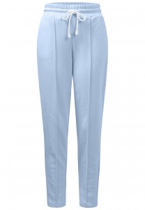 Hellblaue Jogginghose mit Biesen